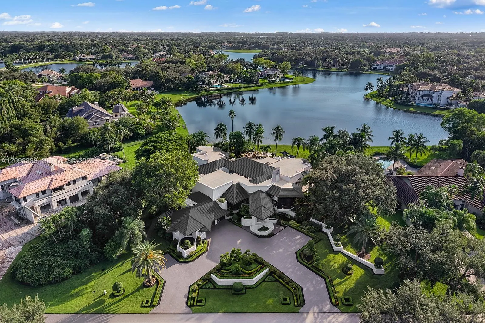 Frank Lloyd Wright inspired luxury estate