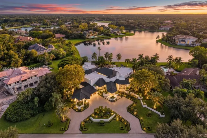 organic modern architecture Weston Florida
