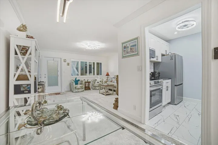 Dining Area-Kitchen