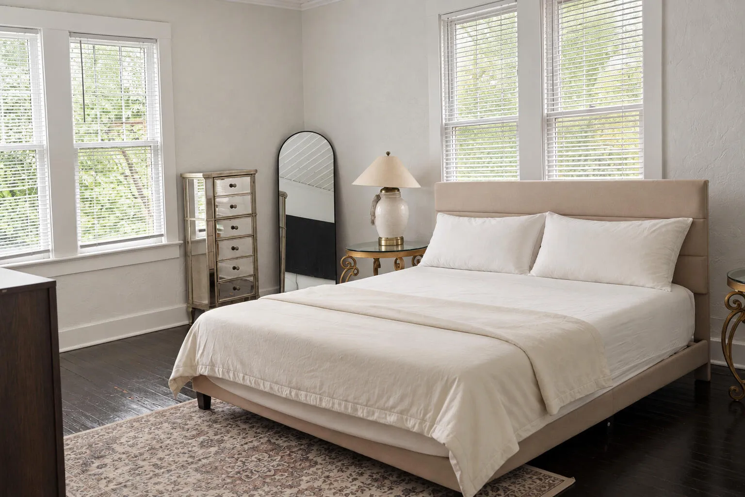 235GreenwoodDrive-Bedroom05-DSC07675