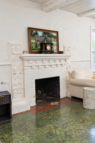 235GreenwoodDrive-Fireplace-DSC07684
