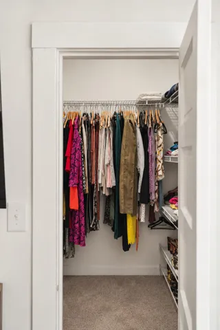 235GreenwoodDrive-Closet-DSC07677
