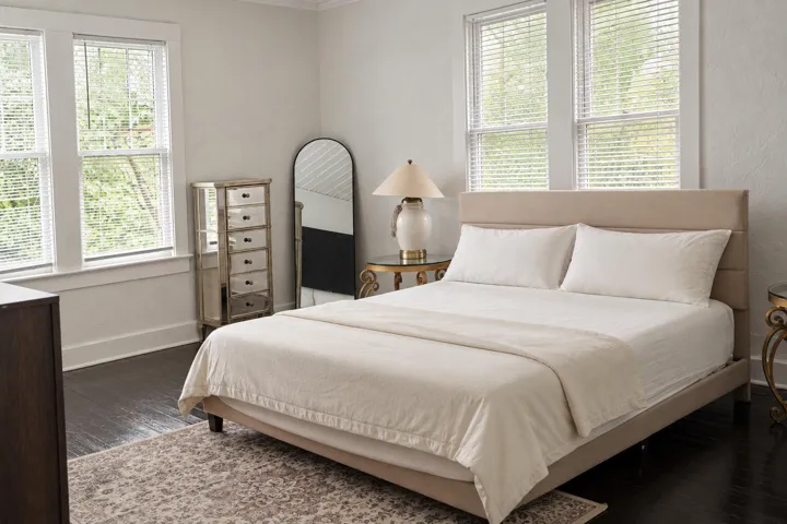 235GreenwoodDrive-Bedroom05-DSC07675