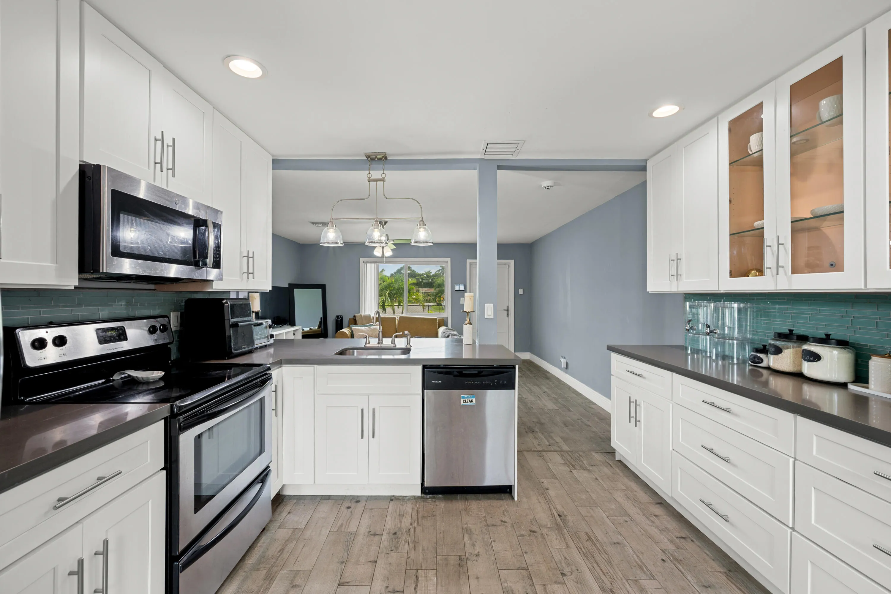 10-3767 SW 16th Ct, Fort Lauderdale-37