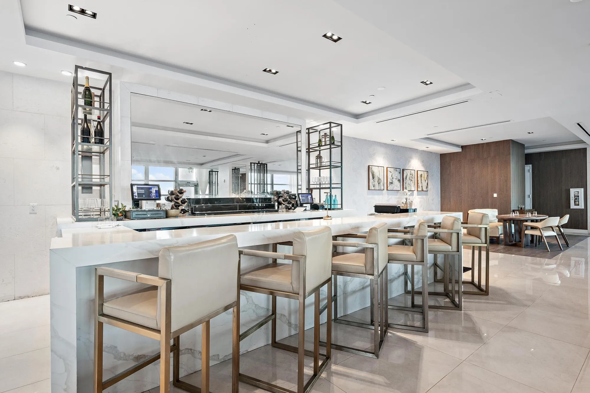 COFFEE/TEA BAR