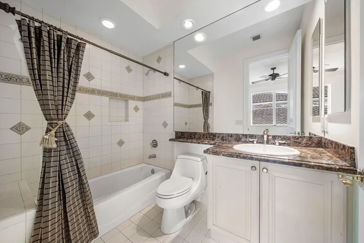 En-Suite bathroom for bedroom #3
