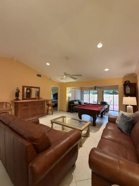 LIVING AREA...ENJOY THE POOL TABLE!