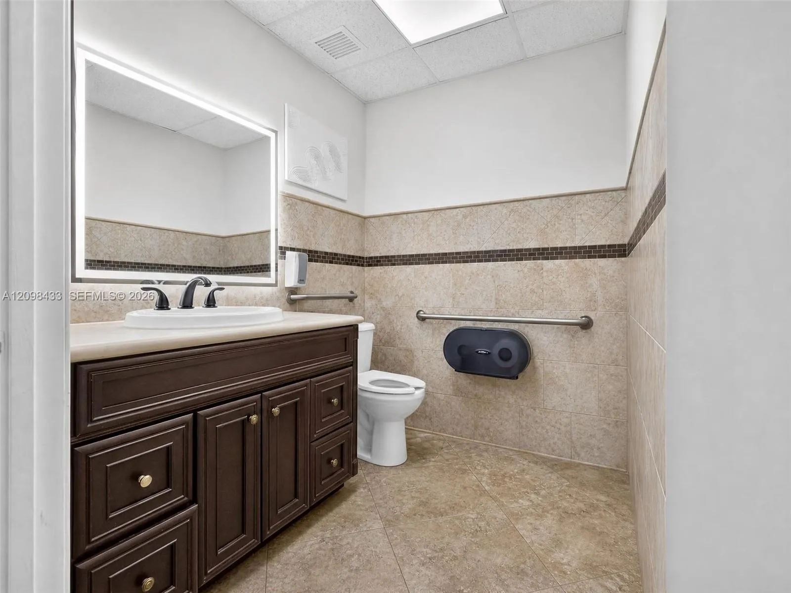 Property photo 32