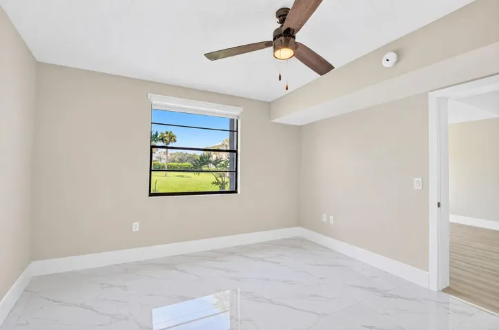 Vacant Primary BR suite