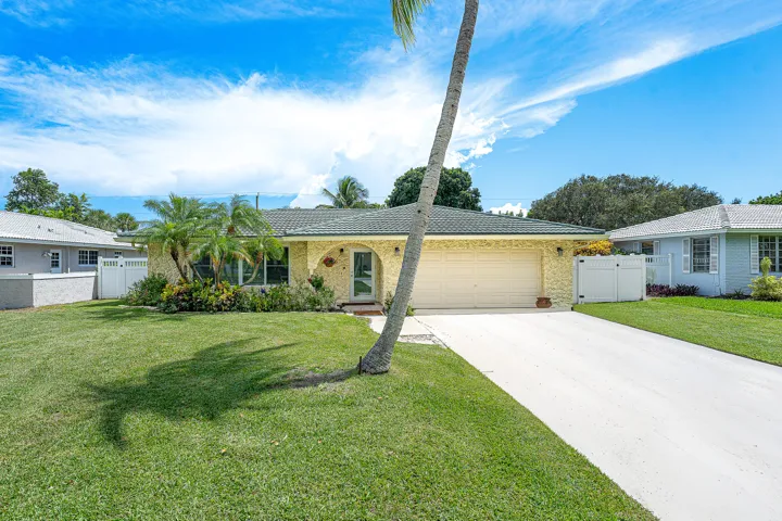 002-4520Northwest5thAvenue-BocaRaton-FL-