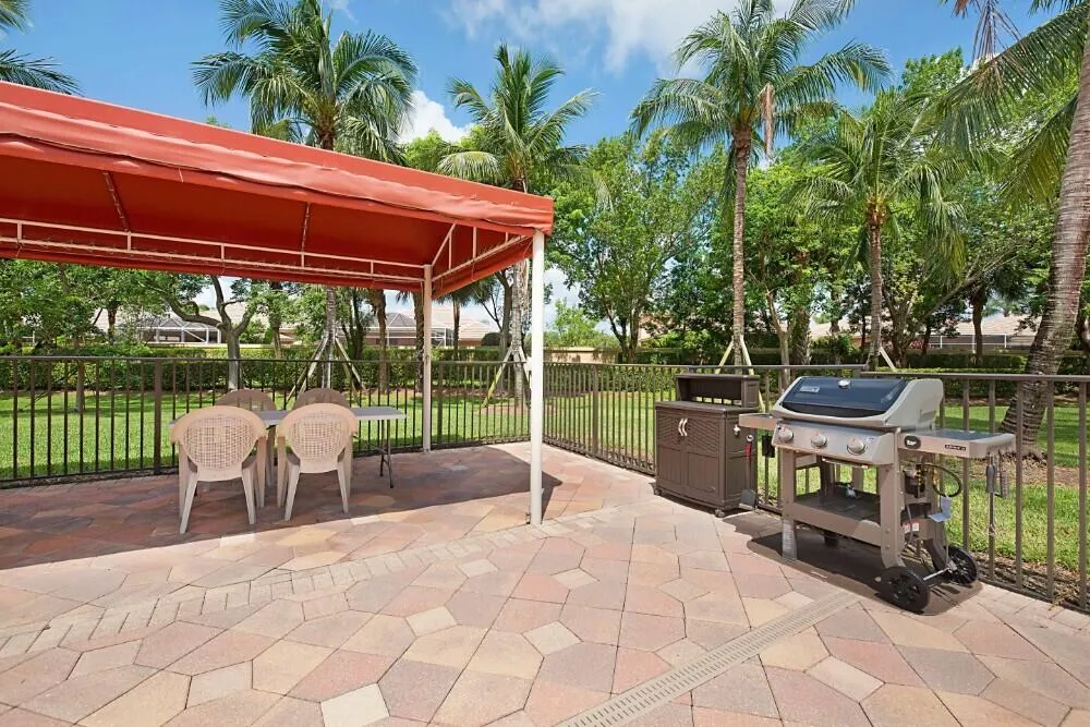 Tivoli Lakes BBQ