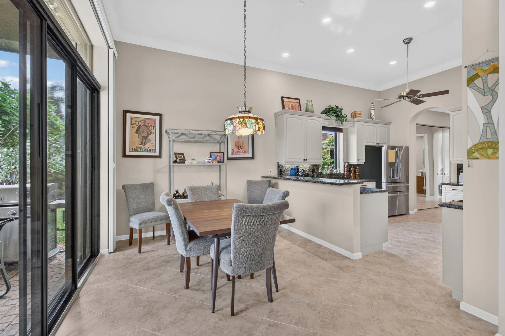 Breakfast Room