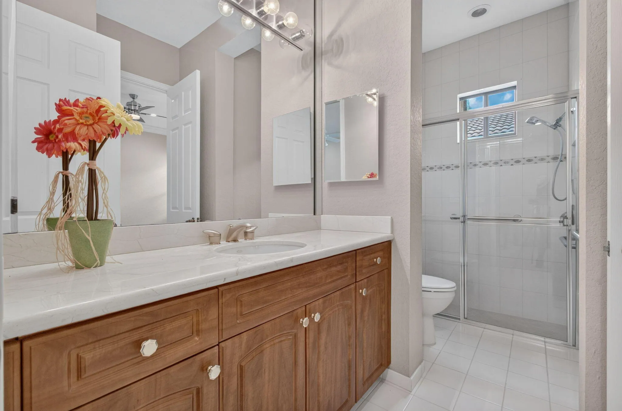 Jack and Jill Guest Bath
