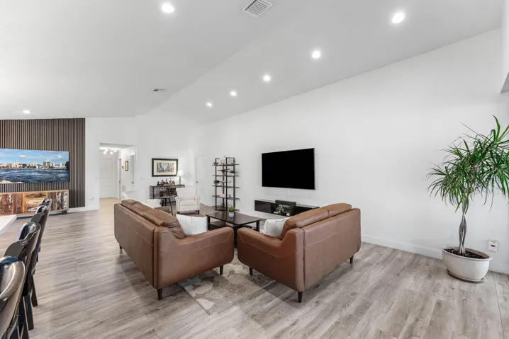 015-11074HighlandCircle-BocaRaton-FL-334