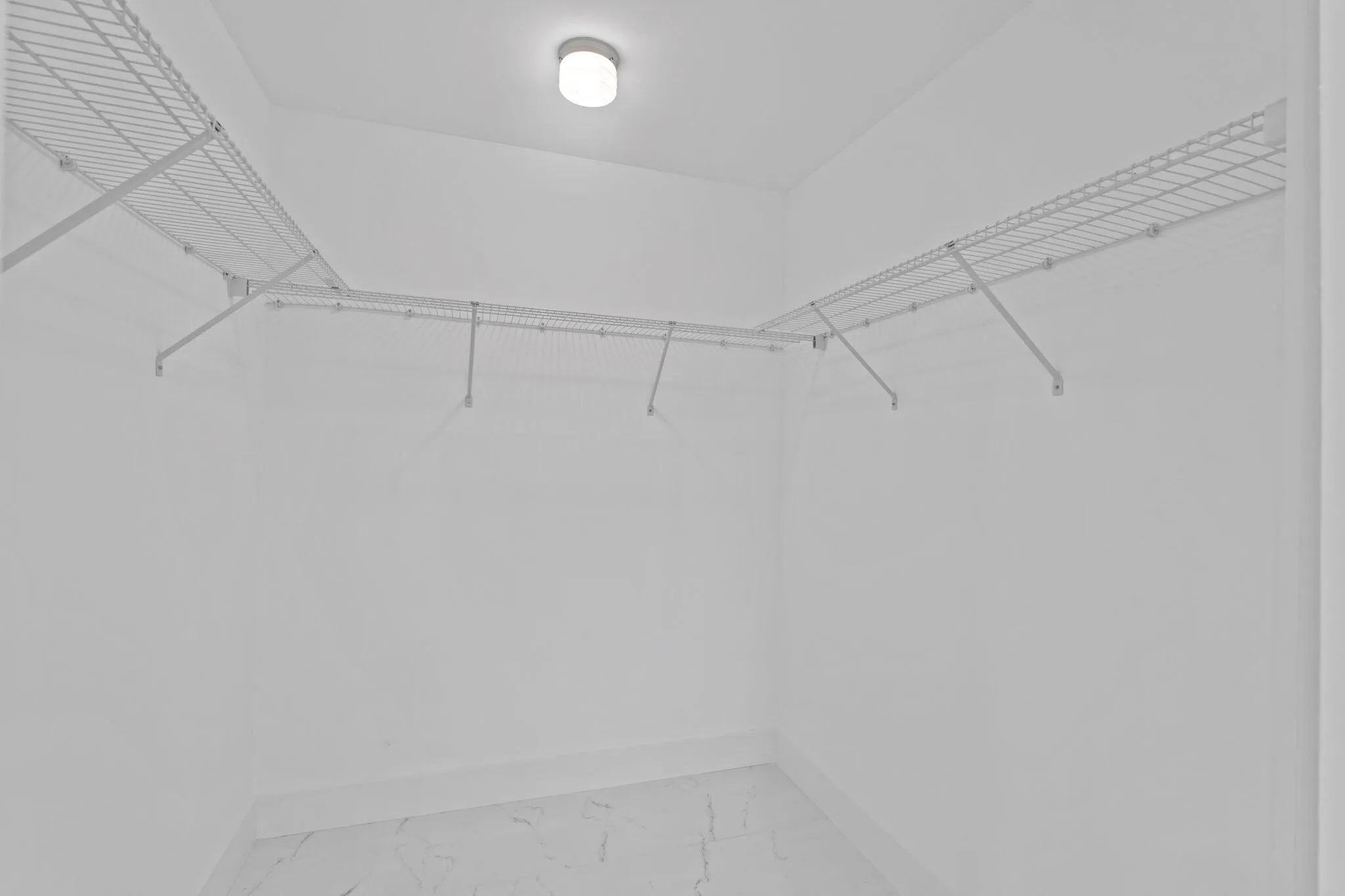 28-web-or-mls-A7409412
