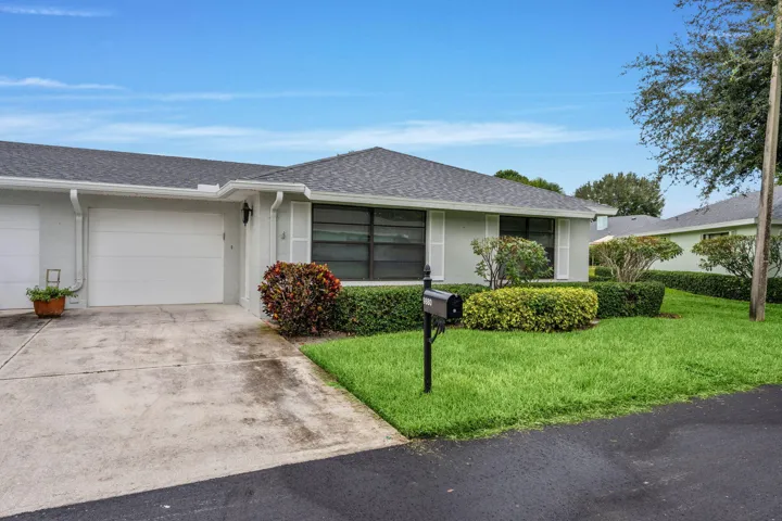 3-web-or-mls-A7409314
