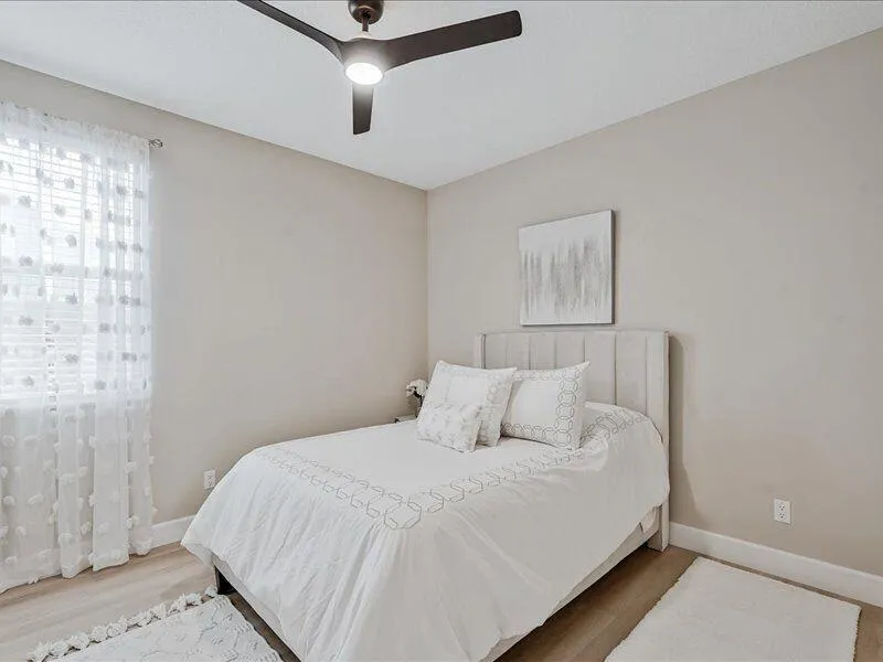 34-4767 Marston Lane-34