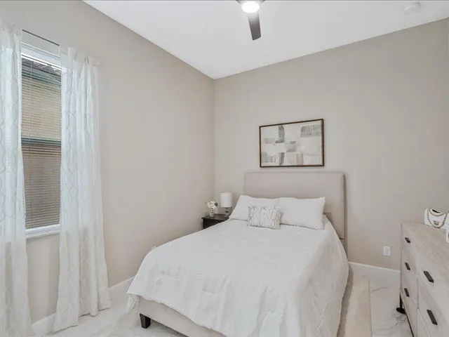 20-4767 Marston Lane-20