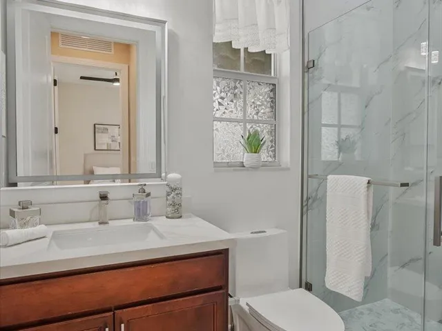 23-4767 Marston Lane-23