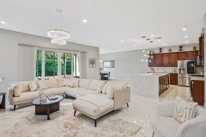 10-4767 Marston Lane-10