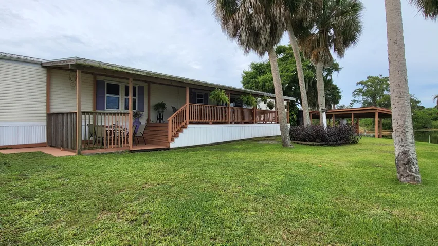 back yard/rear porch