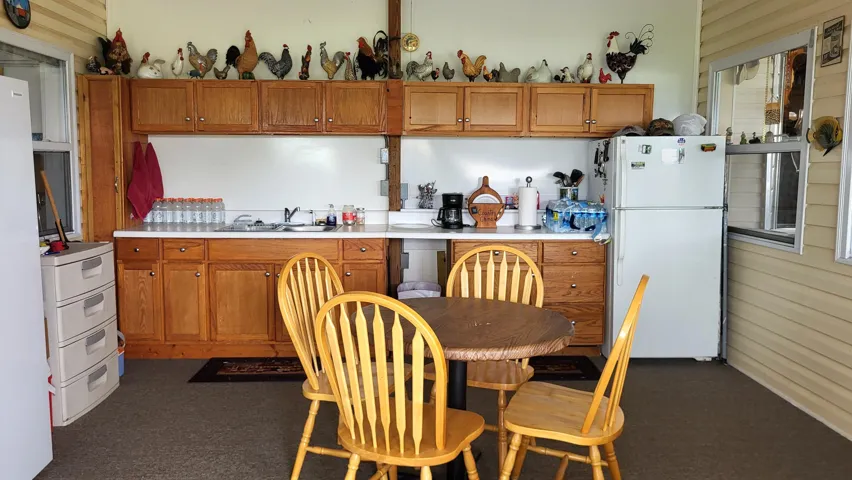 Entrance (Florida Room divided into 3 rooms) 2nd​​‌​​​​‌​​‌‌​‌‌​​​‌‌​‌​‌​‌​​​‌​​ Kitchen