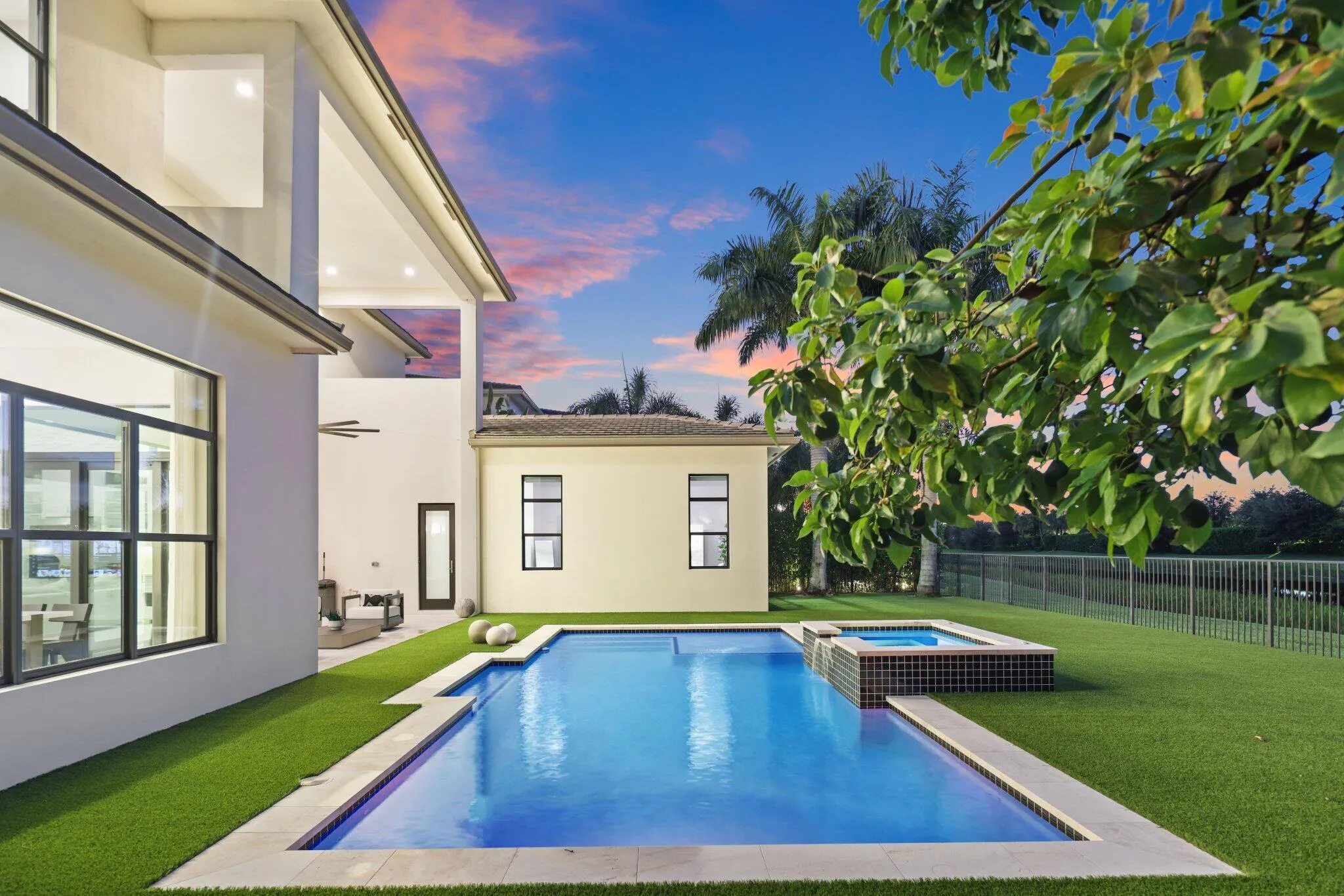 9275 Biaggio Road - 10.jpg-SMALL