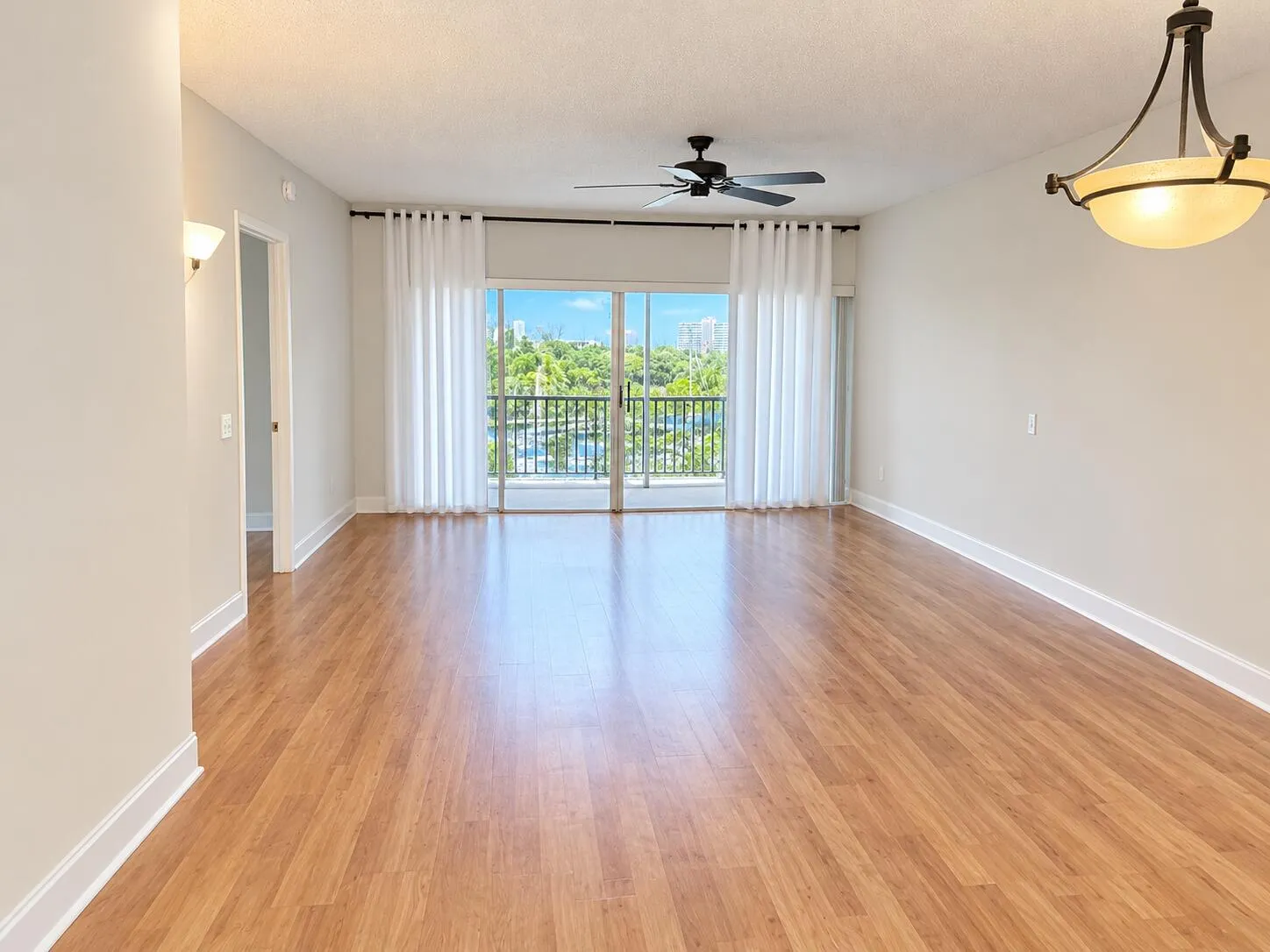 living area with view