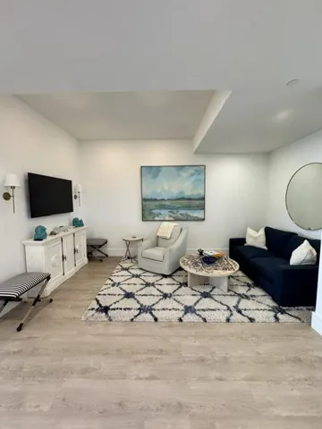 DEN