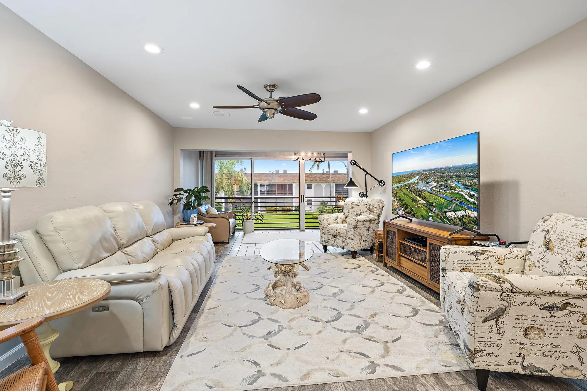 755 Saturn St e203-12