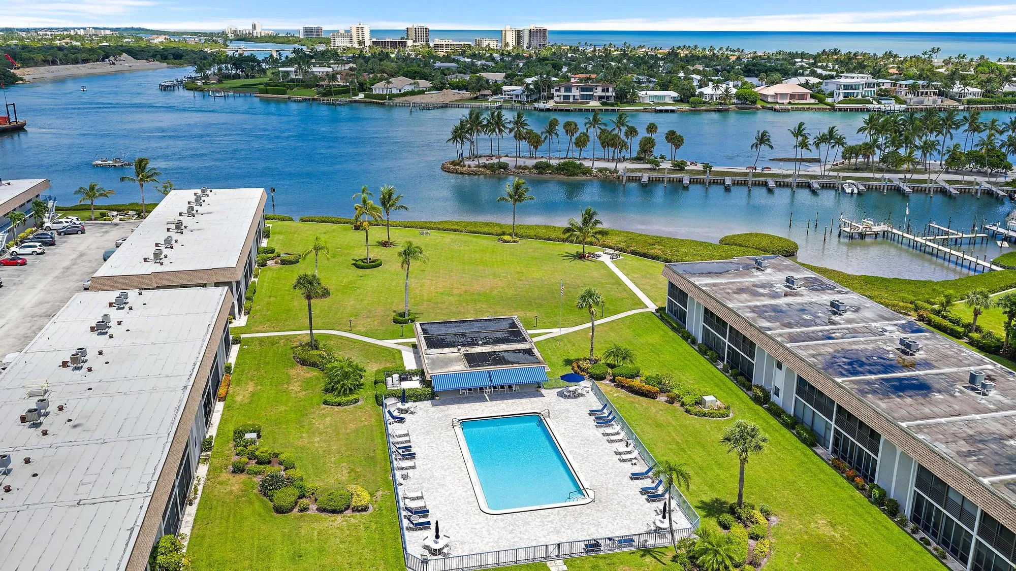 Jupiter Inlet Community Pool