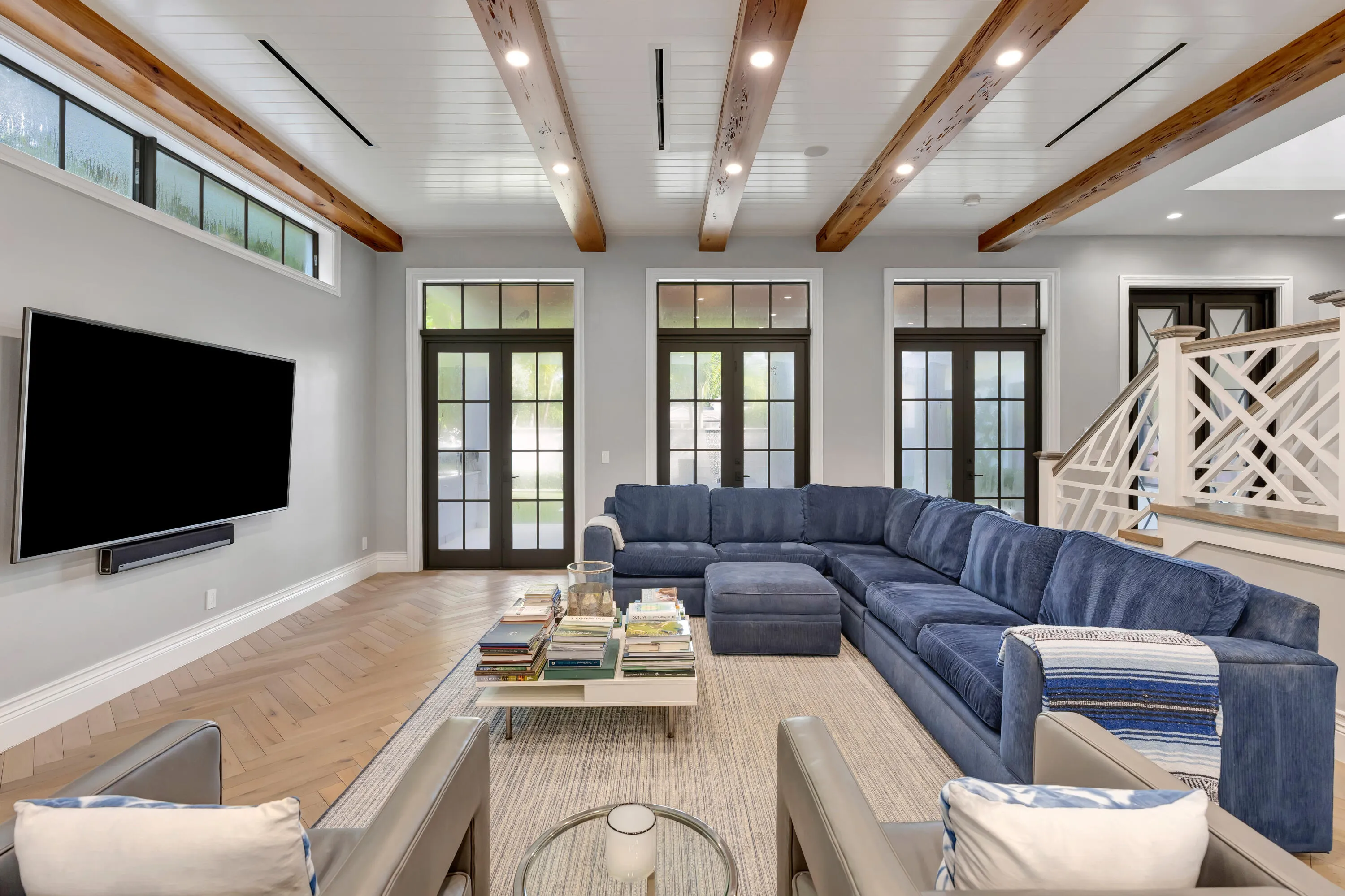 _MLP9879