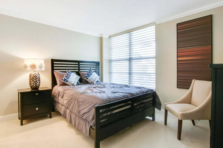 Guest bedroom