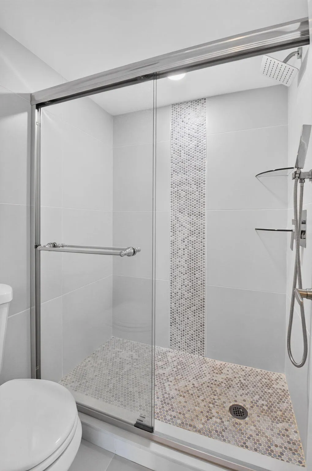 Fully Renovated On Suite Bathroom w Walk In Shower