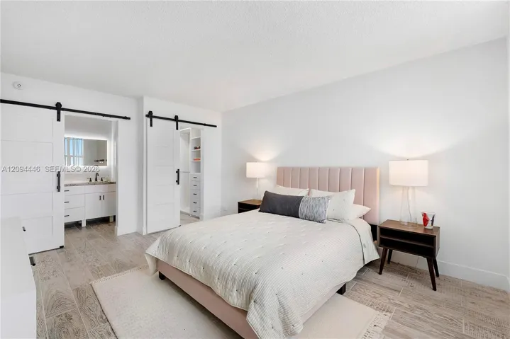 orimary Bedroom