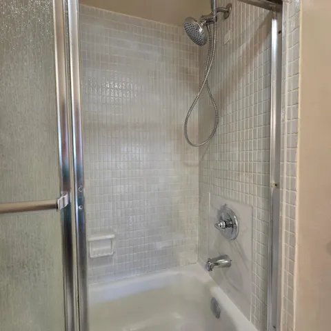 Tub/Shower Combo
