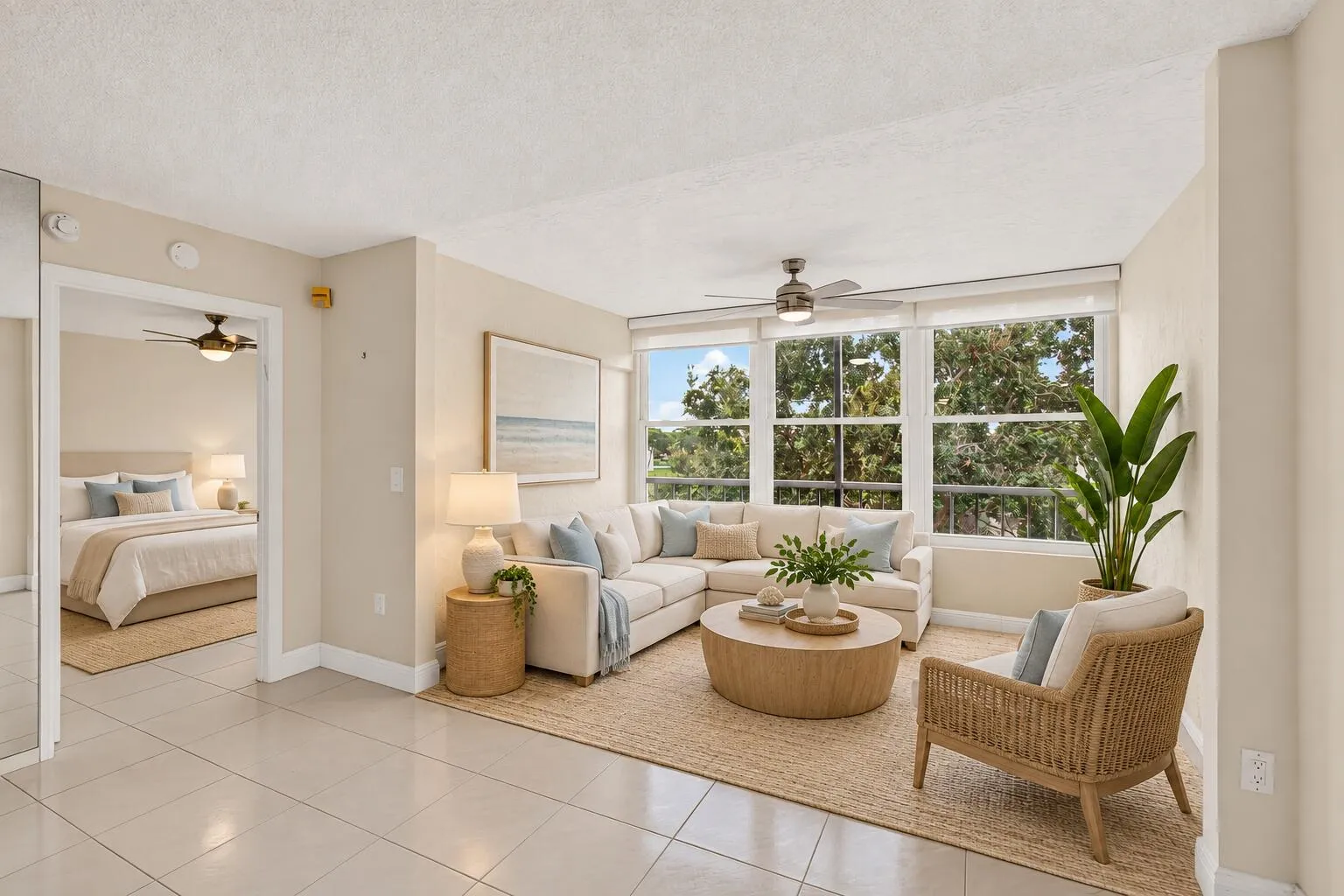06_Living_Room_Staged_Alternate