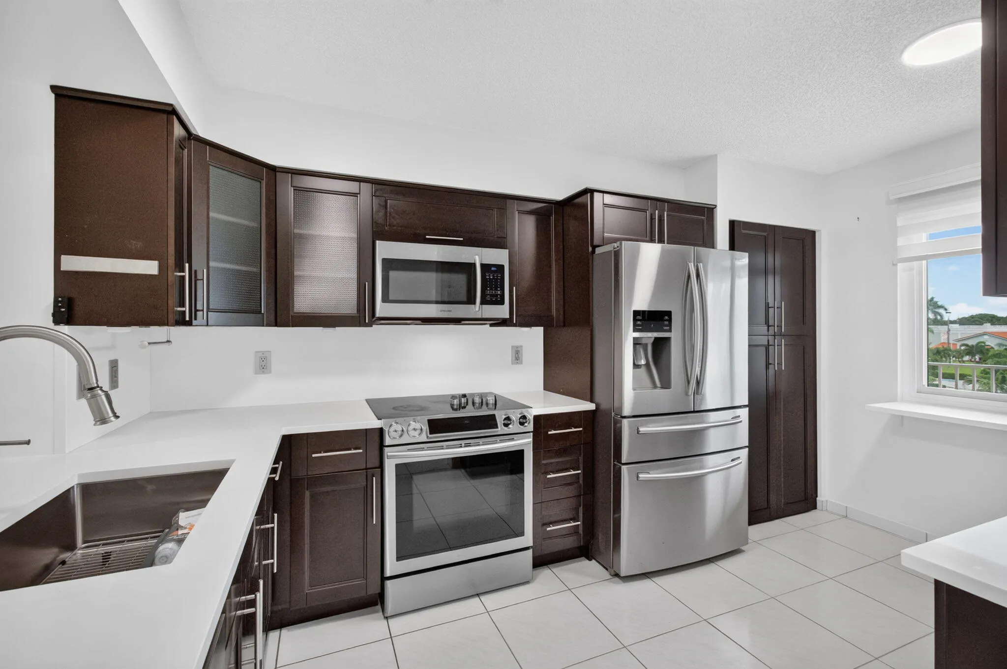 04_Kitchen