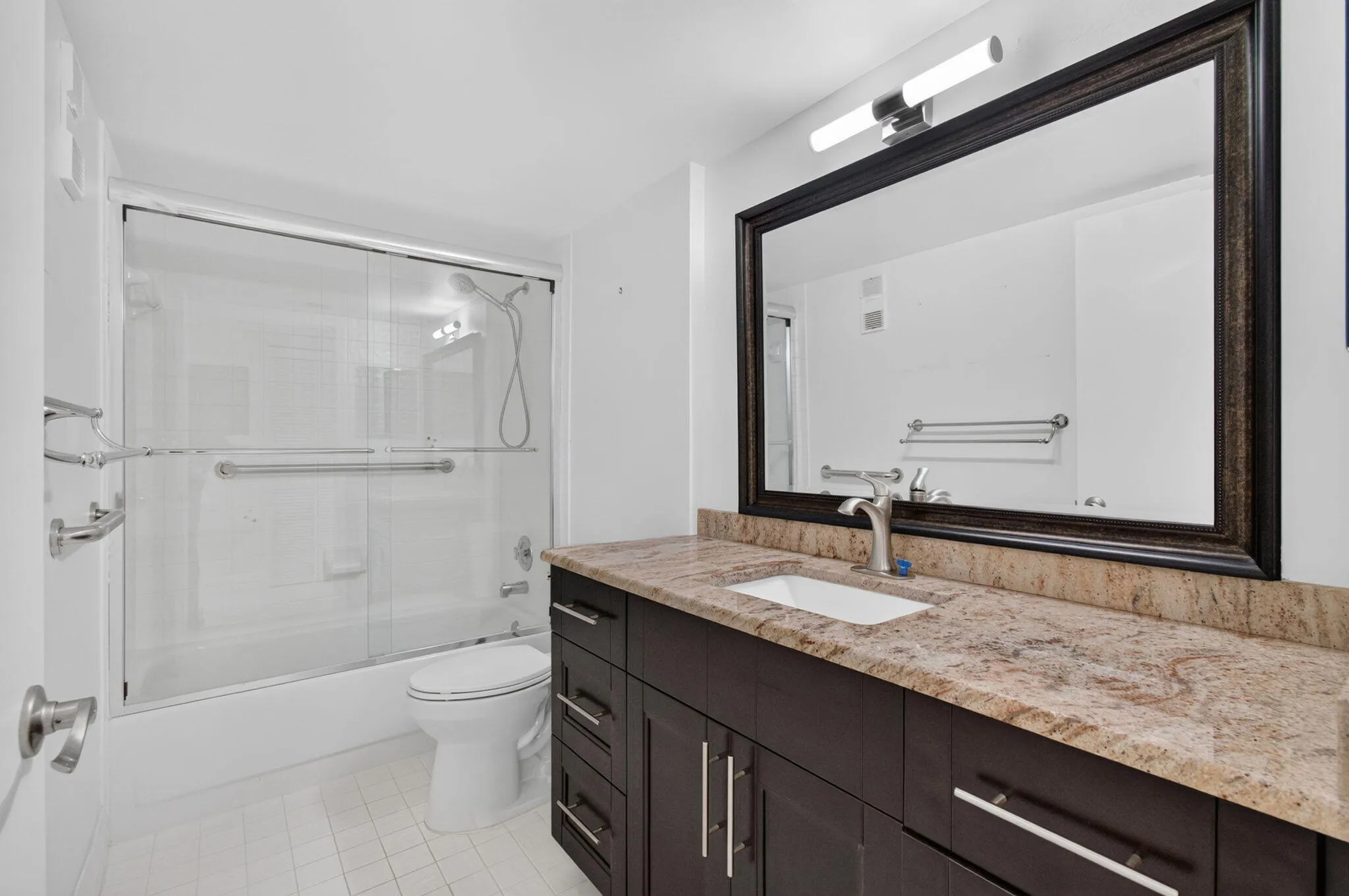 13_Guest_Bath