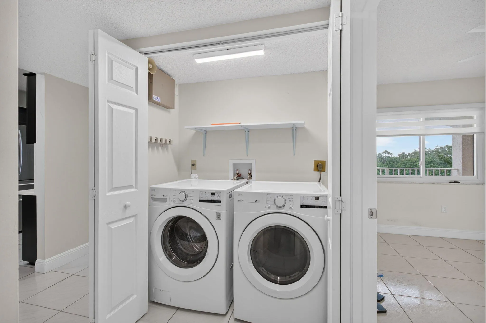 16_Laundry