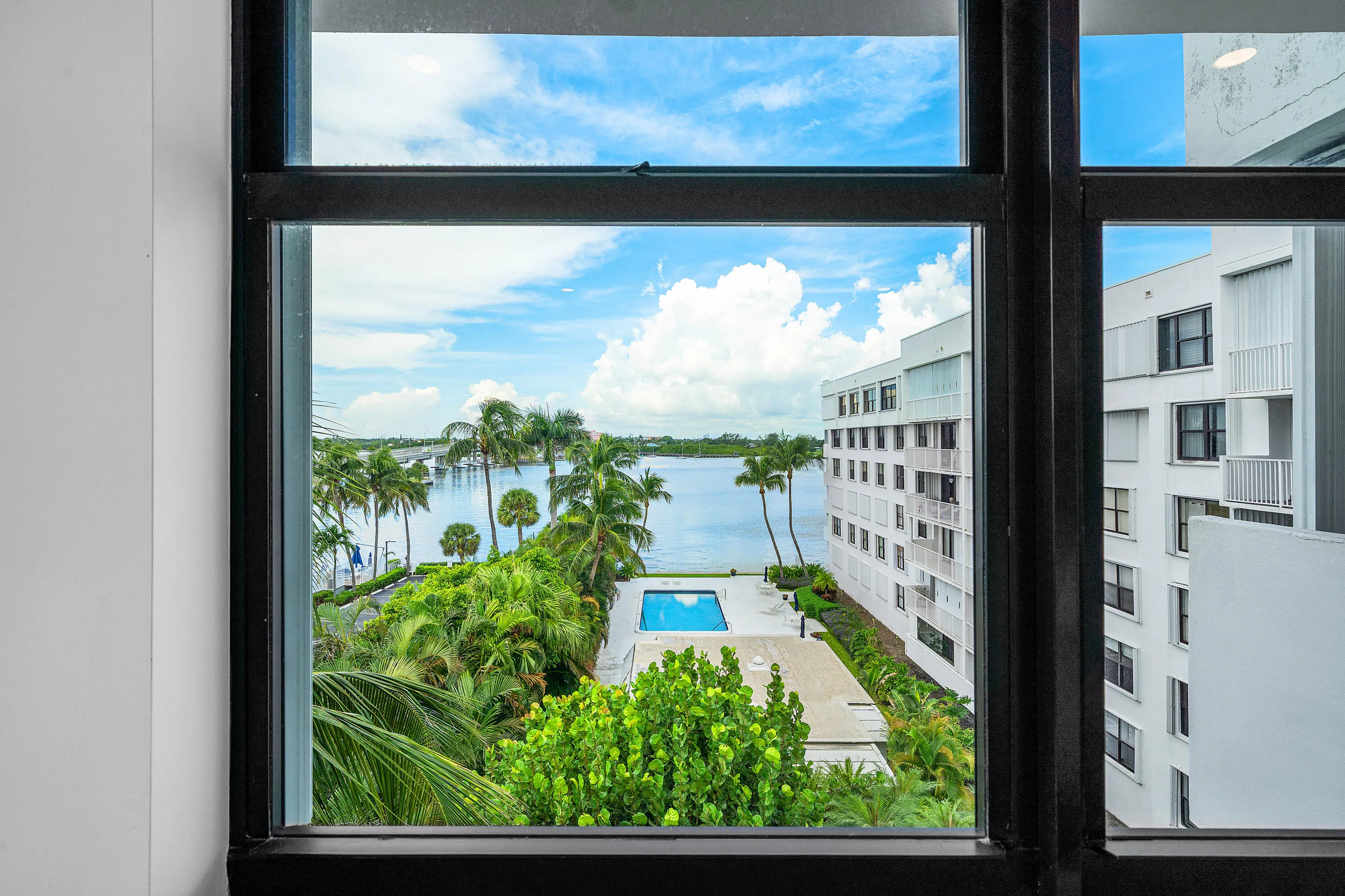024-2860SouthOceanBoulevard-512-PalmBeac