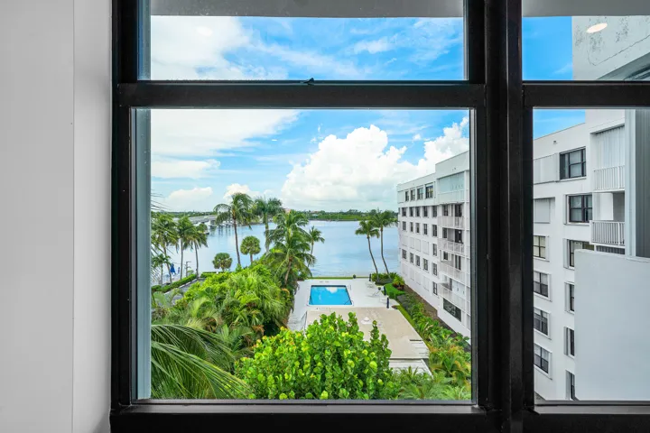 024-2860SouthOceanBoulevard-512-PalmBeac