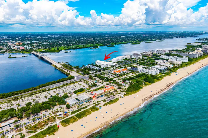 048-2860SouthOceanBoulevard-512-PalmBeac