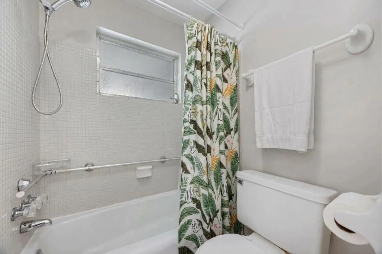 Combo/tub shower