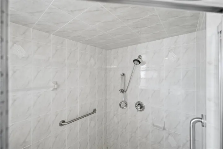 Primary shower