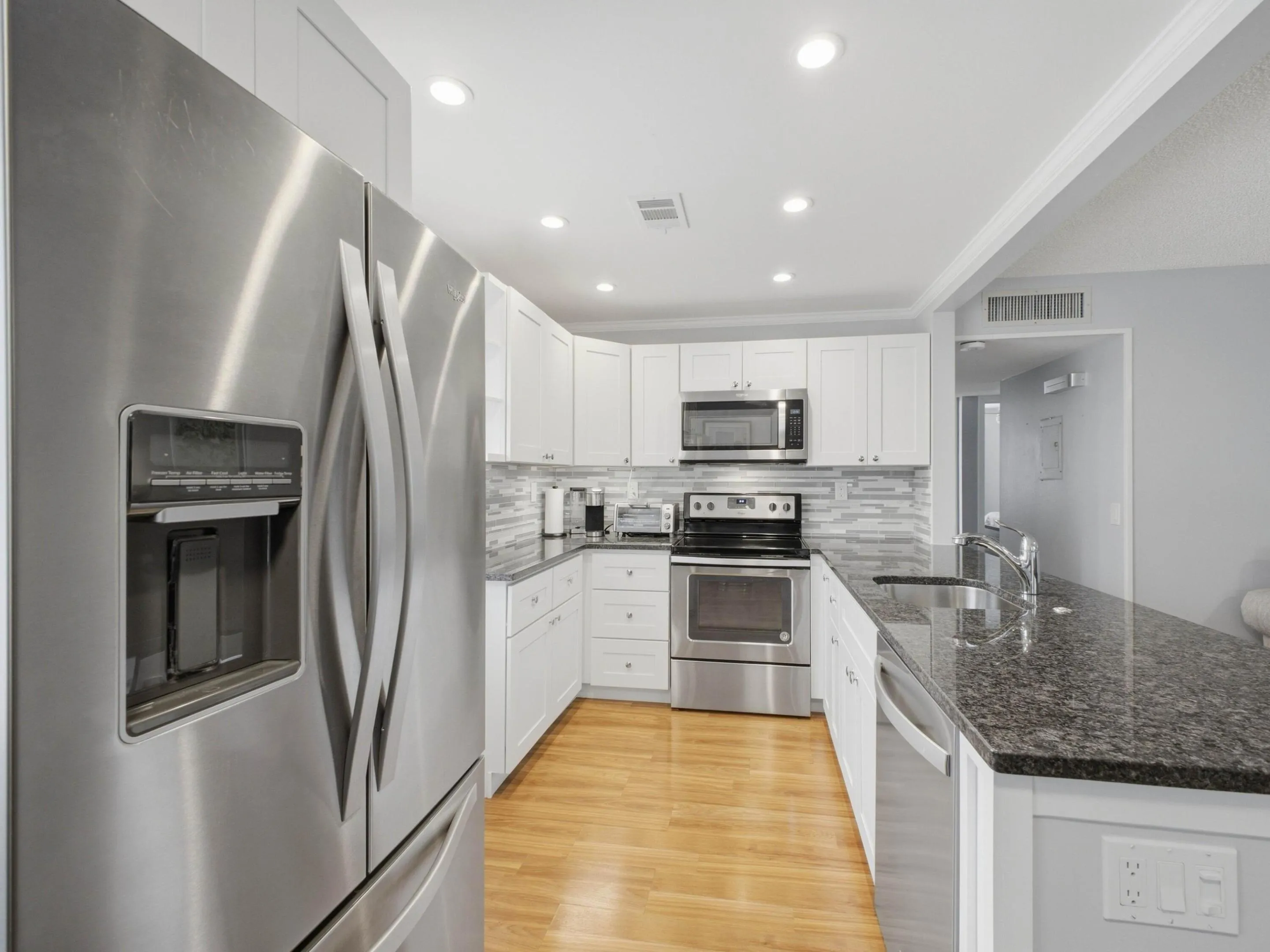 Kitchen 1