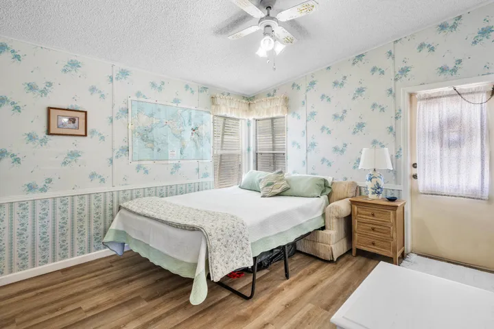 020-204MallardDrive-BrinyBreezes-FL-3343