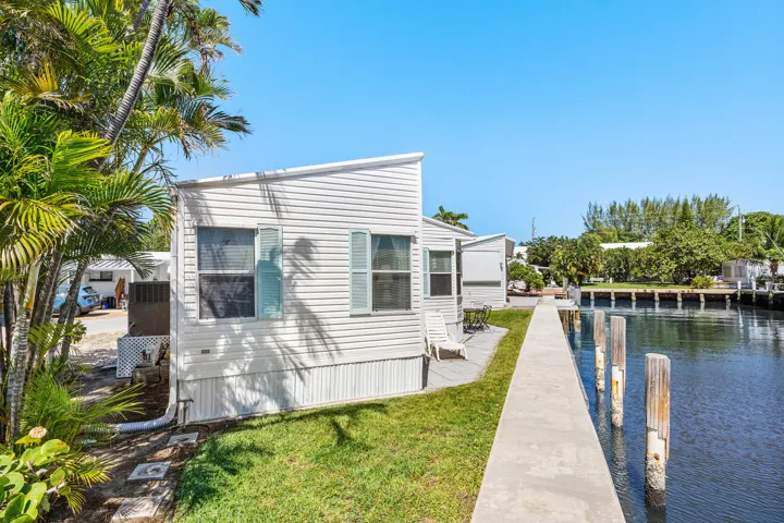022-204MallardDrive-BrinyBreezes-FL-3343