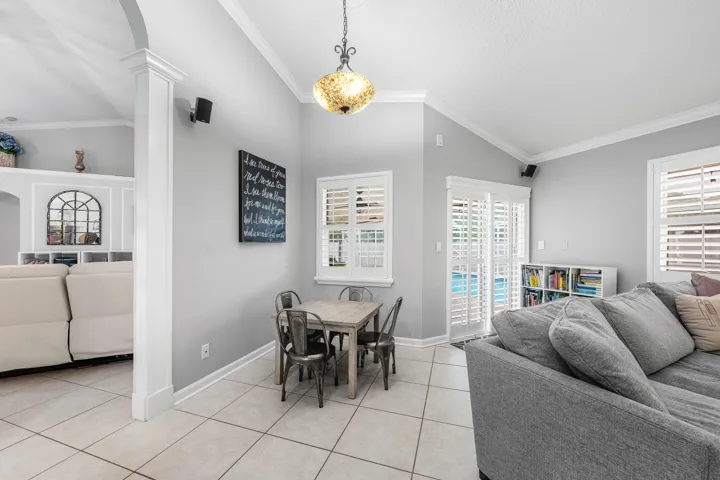 019-12685BucklandStreet-Wellington-FL-33