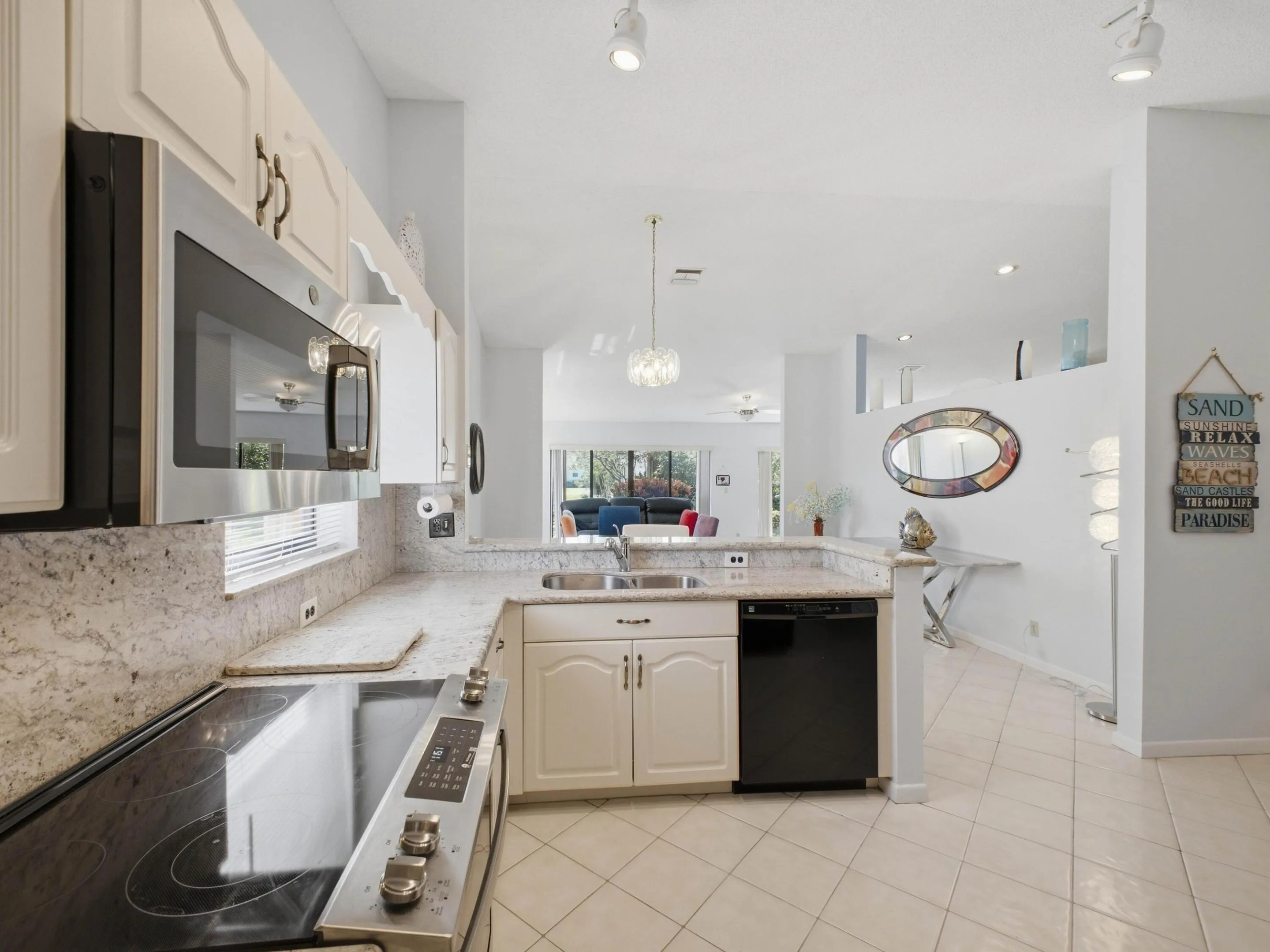 16_Kitchen